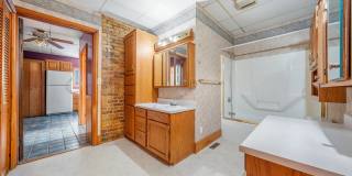 541 Mount Vernon Street - 541 Gallery 14