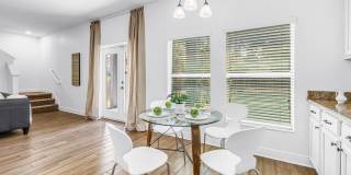4/3/2 HOME IN EDINA GARDEN OF EDEN Gallery 23