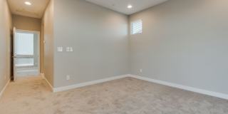 Tri-Level Three Bedroom Home with Spectacular City & Mountain Views Gallery 29