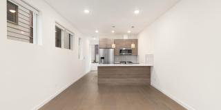 West Seattle Townhome - 2 Bedroom PLUS Den Gallery 5