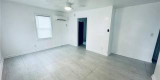 624 Chapel Street Gallery 3