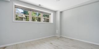 5134 N Oakley Avenue Gallery 9
