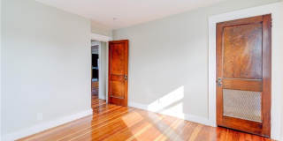 131 Washington Avenue Gallery 12