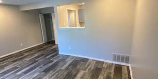 River Walk Apartments Gallery 307