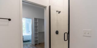 The Howard Gallery 21