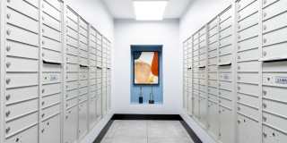 Jade at North Hyde Park Gallery 17