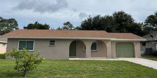 pool property for rent in Palm Coast Gallery 1