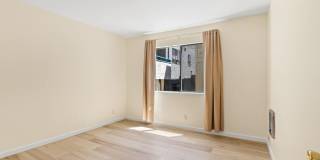 Modern Oakland Living: New Floors, Private Balcony, and Parking Gallery 15