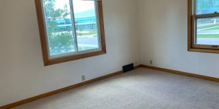 5 Bedroom Across from NDSU!! Gallery 10