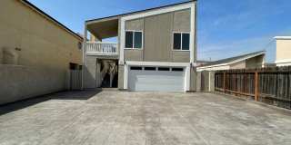Oxnard Shores- Completely Remodeled & Steps to the Sand! Gallery 4