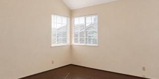 Amazing Spacious Home in Fremont w/Bonus Loft - Ardenwood! Gallery 15