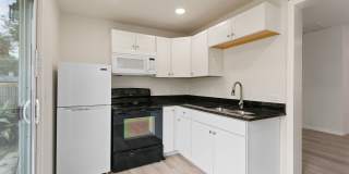 910 Jones Street Gallery 1