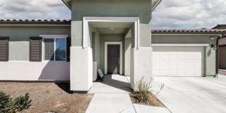 Just Like New! Fully Upgraded 4 bed / 2 bath Model Home. Just Like New! Fully Upgraded 4 bed / 2 bath Model Home. Gallery 1