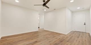 317 Mill Street Gallery 12