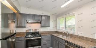 890 Saint Anthony Lane Gallery 8