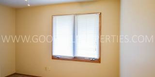 Charming 3 Bedroom in West Des Moines Home for Rent Gallery 17