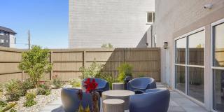 Mint Urban Infinity Gallery 26