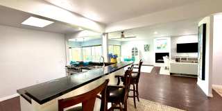 RIMCREST - Rare opportunity 2BR/2BA - Long Term - Furnished / Unfurnished Gallery 6