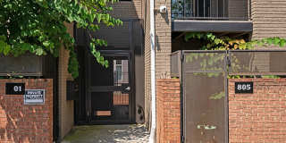 Cedar Oaks Gallery 16