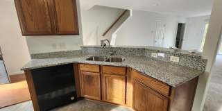 2010 Grassy Banks Drive Gallery 2
