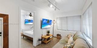 725 SW 2nd Ct Gallery 13
