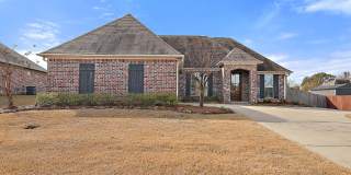 3 Bed/2 Bath in Fall's Crossing- Gluckstadt! Gallery 1