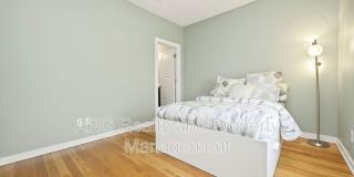 472 Martin Street SE Gallery 14