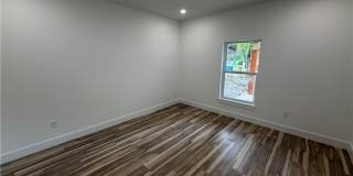 916 N Sang Avenue Gallery 13