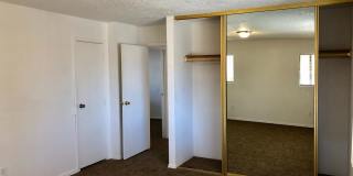 Spacious 2 Bedroom 2 Bath Home near River! Gallery 21