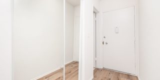 15925 Victory Blvd. Gallery 5