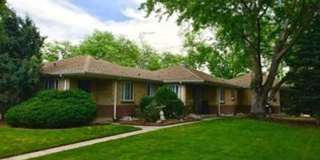 Charming Two Bedroom Garden Level Apartment Gallery 1