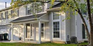 300 TEAK Lane Gallery 1