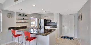 1060 Lake Shore Drive unit: Apt 204 Gallery 4