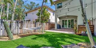 853 SW 11th Ct Gallery 50