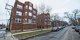 8152 S Evans East Chatham Apartments Gallery 9