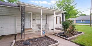 920 N Virginia Street Gallery 5