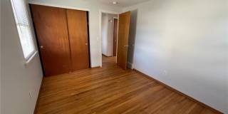 214 E Spruce Street Gallery 12