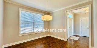 Nearly New Luxury Home in Blue Valley Schools! Gallery 32