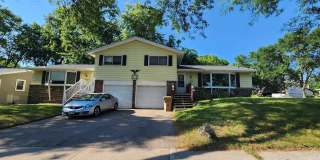 5324 Miwaukee Street Gallery 1