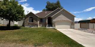 Single Family Home- 6 bed Gallery 1