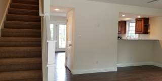Beautiful and Modern 3 Bed 2.5 bath Home! Beautiful and Modern 3 Bed 2.5 bath Home! Gallery 5