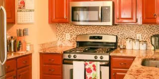 431 Glenbrook Road unit: 3 Gallery 18