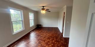 516 MEADOW HALL Drive Gallery 11