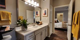 Grand Villas at Tuscan Lakes Gallery 16