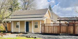 Must See Stunning Updated 3BR/2BA Home Available Now! Gallery 1
