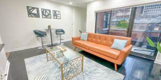 117 East Bellevue Pl. Gallery 3