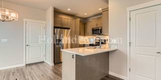 ** NEW PRICE ** Gorgeous 3-Bed Hillsboro Home with a Fenced Yard! Gallery 11