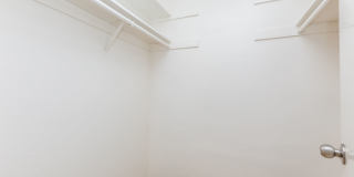 888 Vermont Street Gallery 37