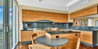 19955 NE 38th Ct Gallery 15