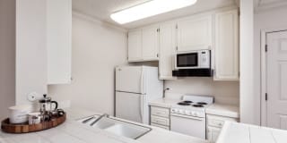 eaves Mountain View at Middlefield Gallery 16